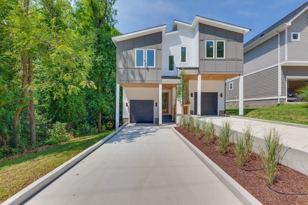 335B McKennell Dr, Nashville, TN 37206