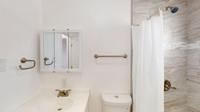 313 McKnight Avenue NE C, Albuquerque, NM 87102