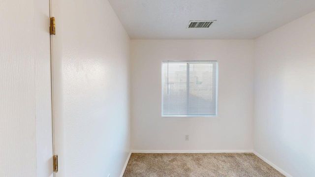 313 McKnight Avenue NE C, Albuquerque, NM 87102
