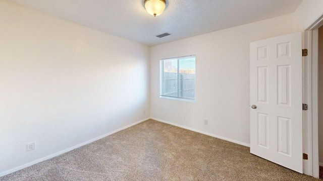 313 McKnight Avenue NE C, Albuquerque, NM 87102