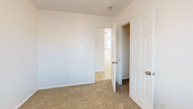 313 McKnight Avenue NE C, Albuquerque, NM 87102