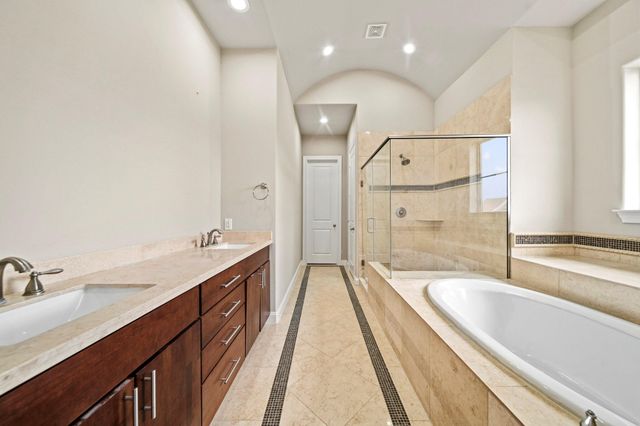 741 Live Oak Street, Houston, TX 77003