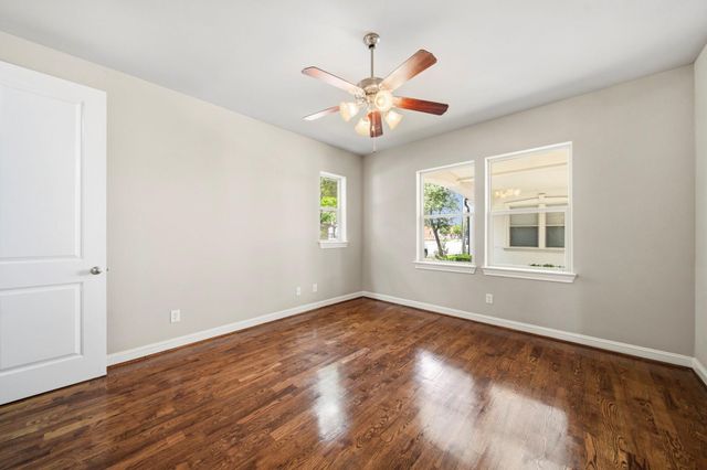 741 Live Oak Street, Houston, TX 77003