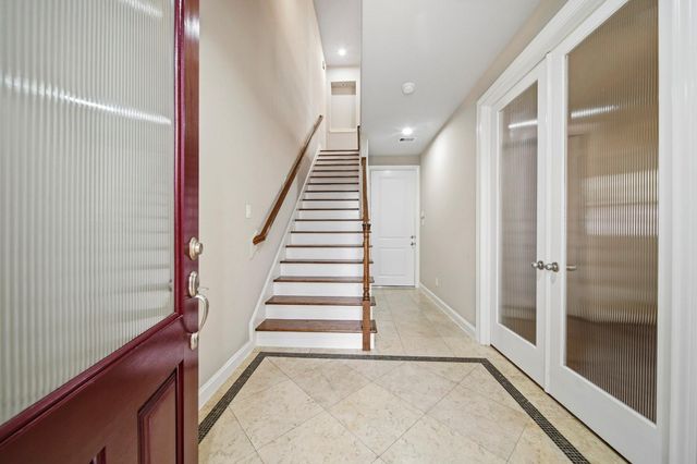 741 Live Oak Street, Houston, TX 77003