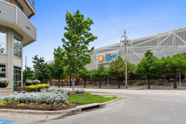 741 Live Oak Street, Houston, TX 77003