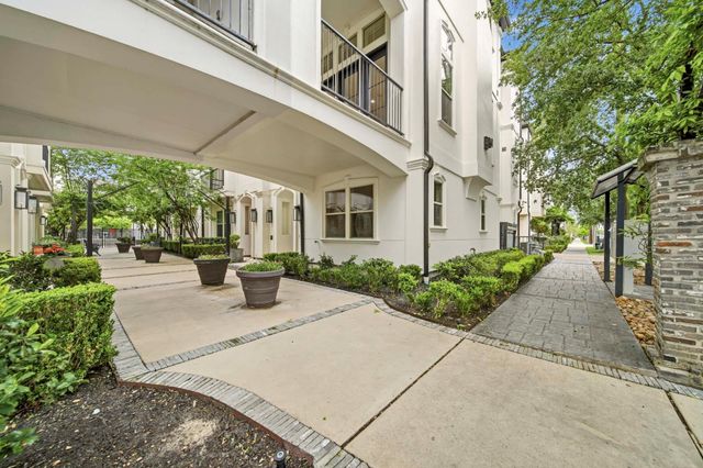 741 Live Oak Street, Houston, TX 77003