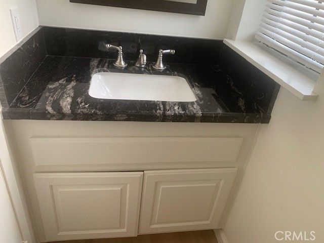 11300 Foothill 2, Lakeview Terrace, CA 91342