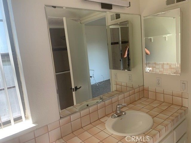 11300 Foothill 2, Lakeview Terrace, CA 91342