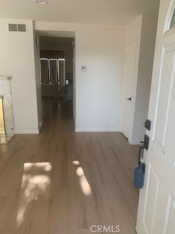 11300 Foothill 2, Lakeview Terrace, CA 91342