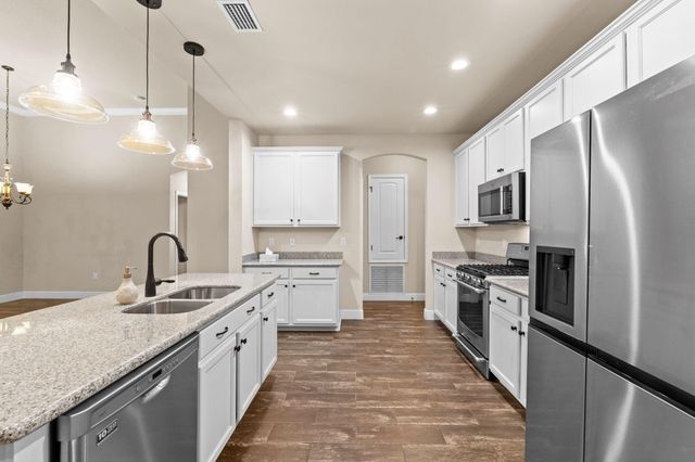 48 Madiera Drive, Freeport, FL 32439