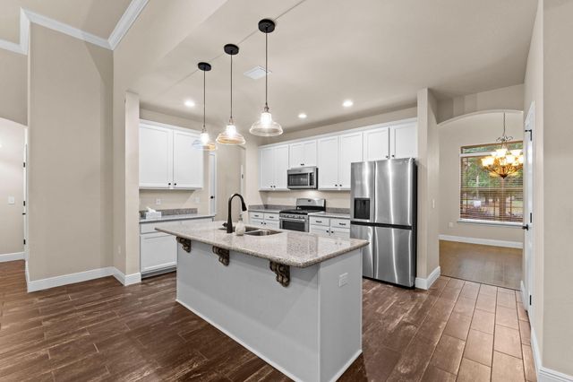 48 Madiera Drive, Freeport, FL 32439
