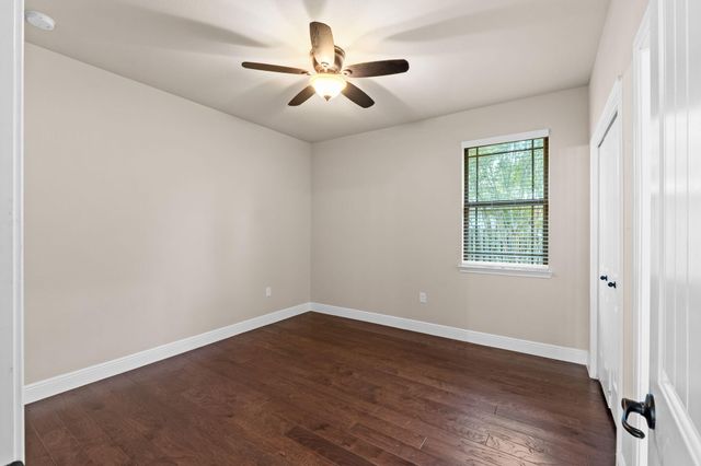 48 Madiera Drive, Freeport, FL 32439