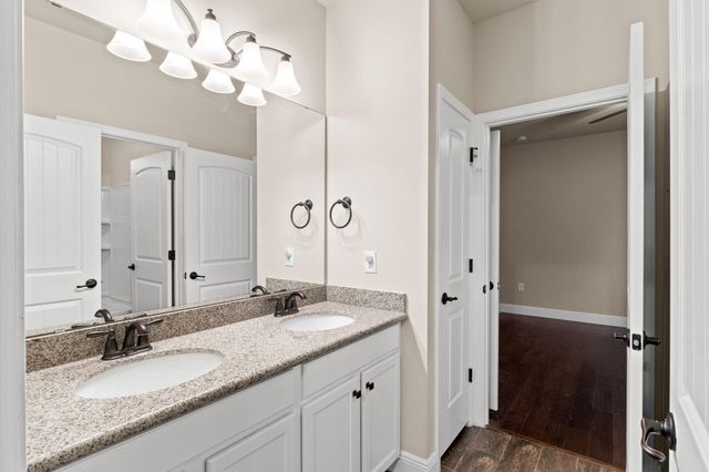 48 Madiera Drive, Freeport, FL 32439