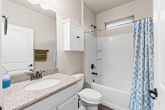 48 Madiera Drive, Freeport, FL 32439