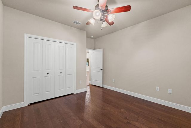 48 Madiera Drive, Freeport, FL 32439