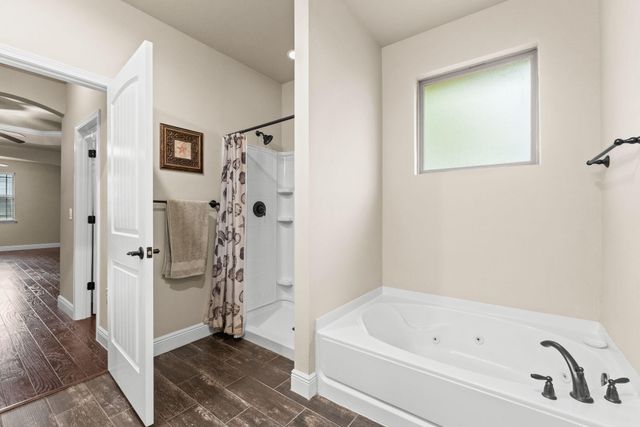 48 Madiera Drive, Freeport, FL 32439