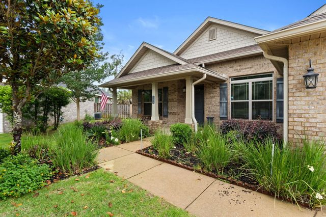 48 Madiera Drive, Freeport, FL 32439