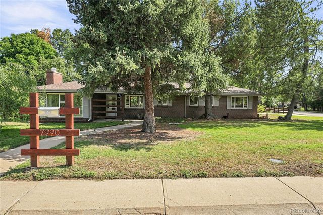 7990 Crest Drive, Lakewood, CO 80214