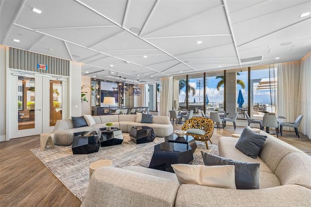 301 1ST STREET S 1006, St Petersburg, FL 33701