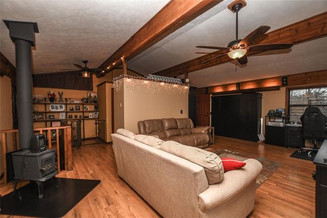 64 Eagle View Circle, Kansas, OK 74347