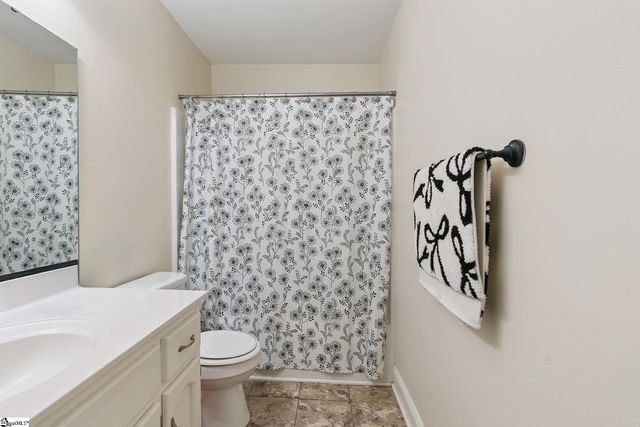107 Logan Lane, Easley, SC 29640