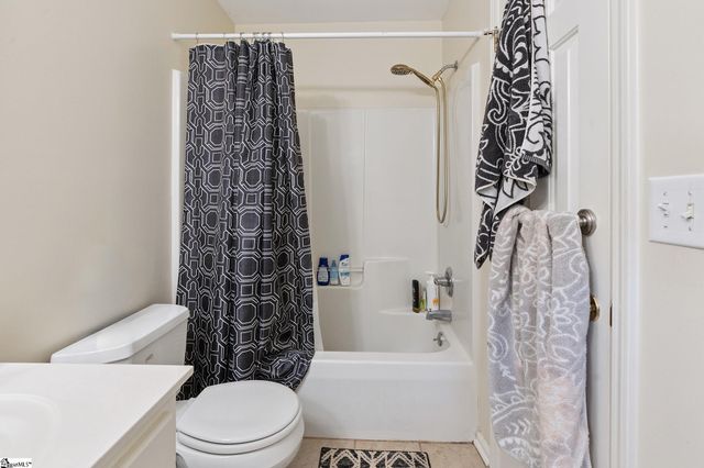 107 Logan Lane, Easley, SC 29640