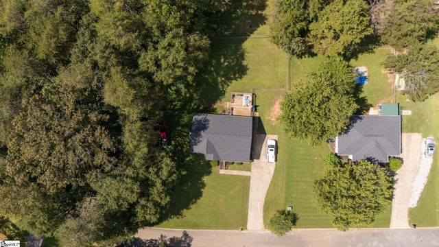 107 Logan Lane, Easley, SC 29640