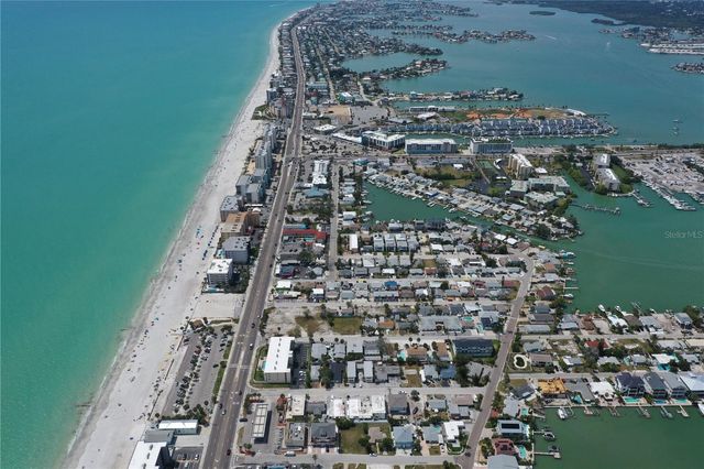 80 144TH AVENUE, Madeira Beach, FL 33708