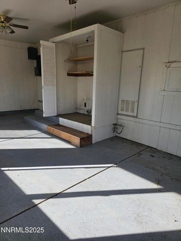 9 Holmes Court, Yerington, NV 89447