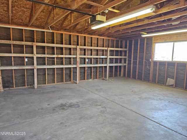 9 Holmes Court, Yerington, NV 89447