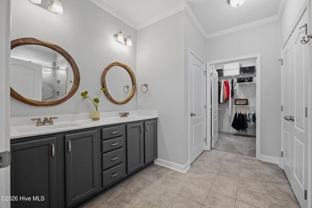 61 Chickadee Way, Hampstead, NC 28443