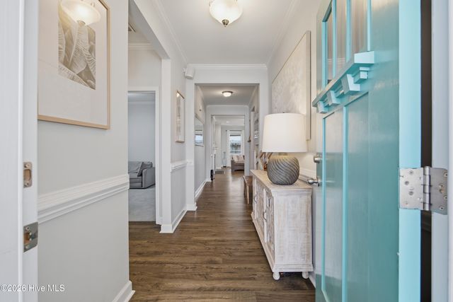 61 Chickadee Way, Hampstead, NC 28443