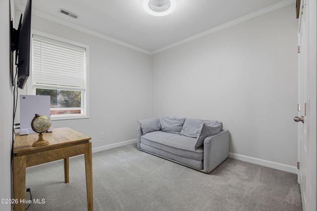 61 Chickadee Way, Hampstead, NC 28443