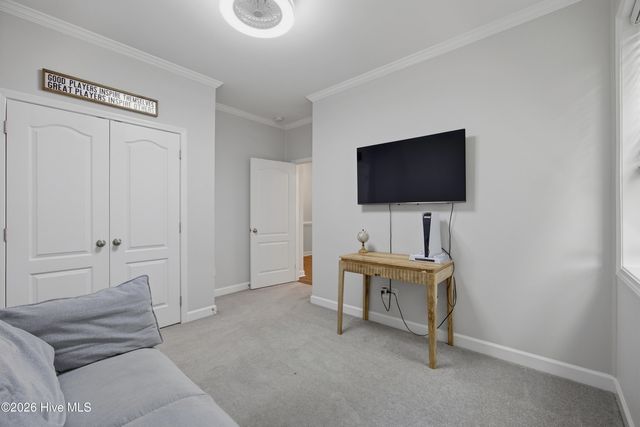 61 Chickadee Way, Hampstead, NC 28443