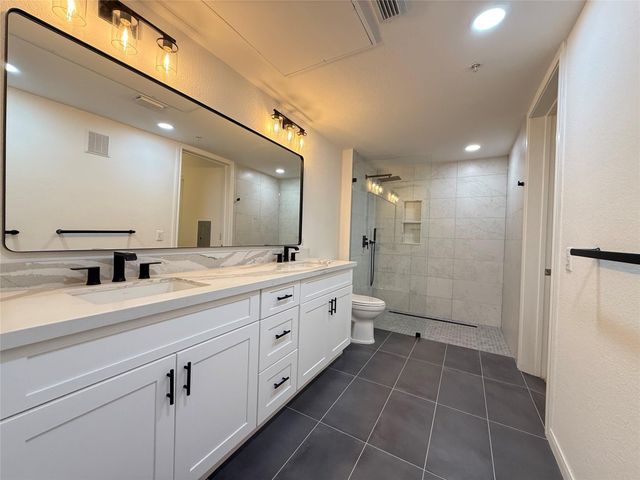 7575 Kirby Drive 2415, Houston, TX 77030