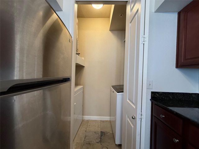 7575 Kirby Drive 2415, Houston, TX 77030