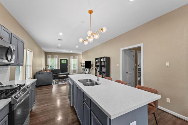 3706 Nathaniel Brown Street, Houston, TX 77021