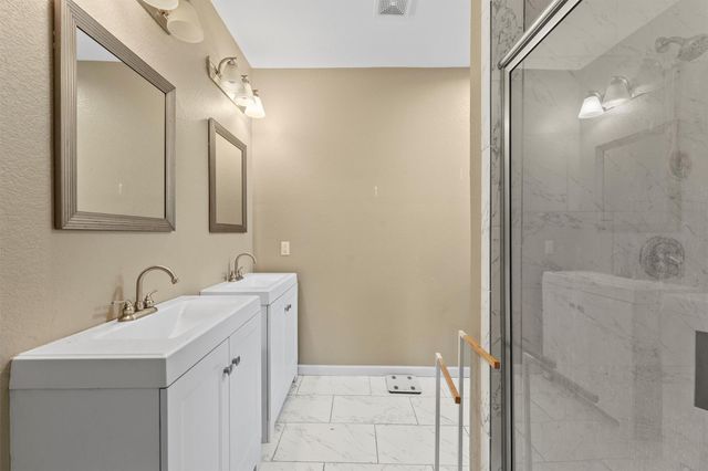 3706 Nathaniel Brown Street, Houston, TX 77021