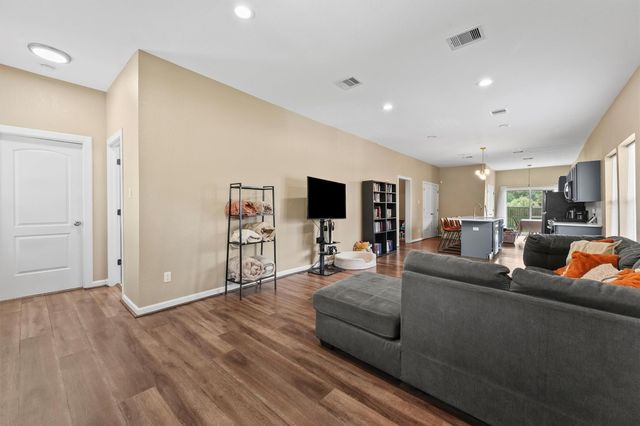 3706 Nathaniel Brown Street, Houston, TX 77021