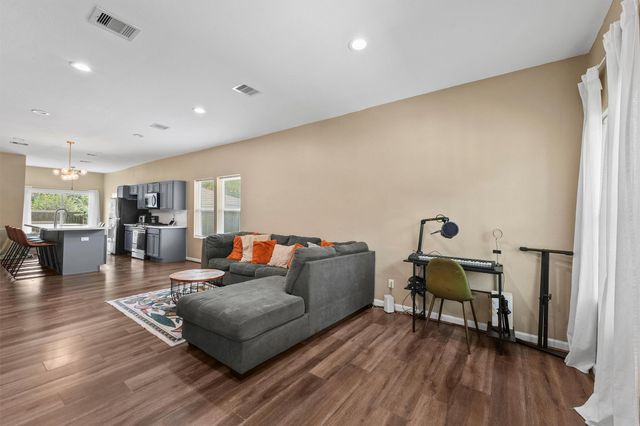 3706 Nathaniel Brown Street, Houston, TX 77021