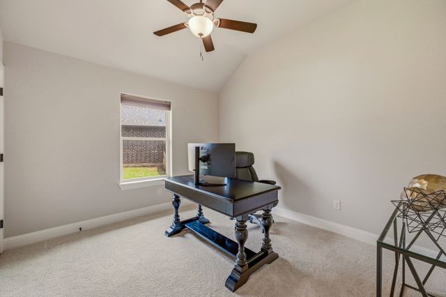 1010 Anna Circle, Granbury, TX 76048
