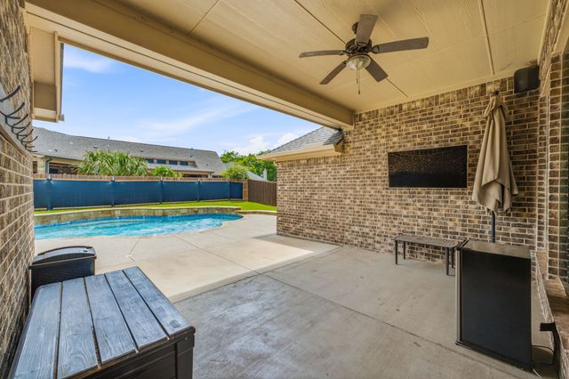 1010 Anna Circle, Granbury, TX 76048