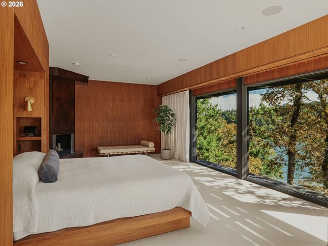 15530 DIAMOND HEAD Rd, Lake Oswego, OR 97034