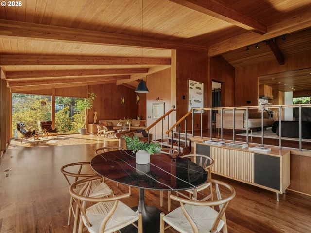 15530 DIAMOND HEAD Rd, Lake Oswego, OR 97034
