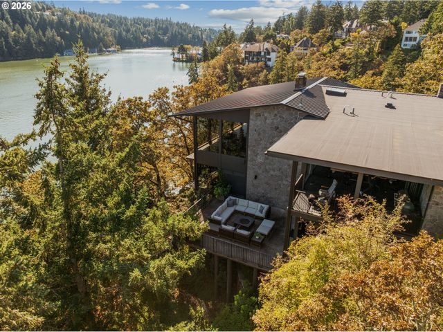 15530 DIAMOND HEAD Rd, Lake Oswego, OR 97034