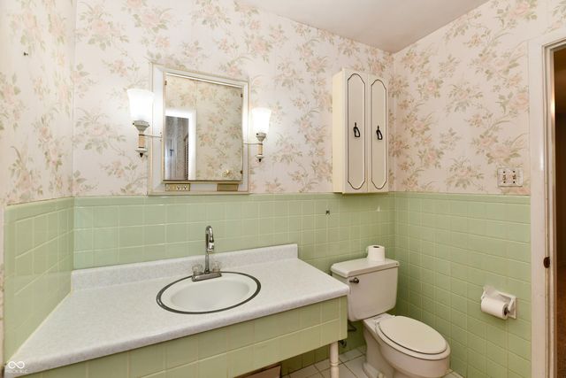 1132 N Gibson Avenue, Indianapolis, IN 46219
