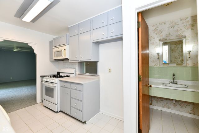 1132 N Gibson Avenue, Indianapolis, IN 46219