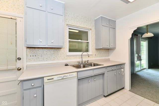 1132 N Gibson Avenue, Indianapolis, IN 46219