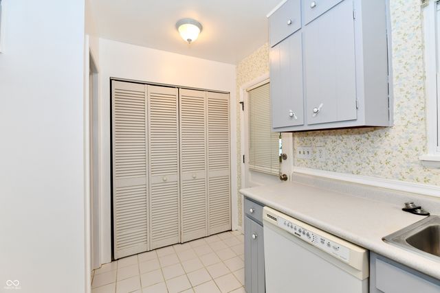 1132 N Gibson Avenue, Indianapolis, IN 46219