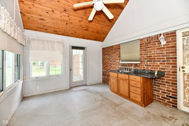 1132 N Gibson Avenue, Indianapolis, IN 46219
